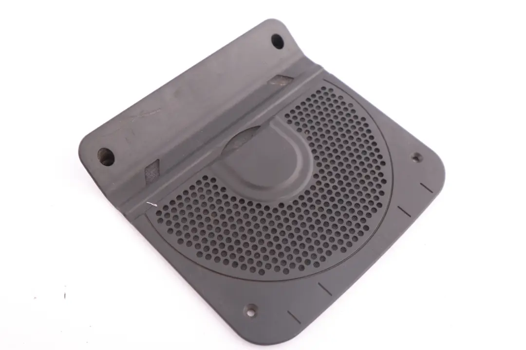 Apertura Copertura Basso Centrale per BMW F30 F31 F32 F33 con numero di parte 9290908 BMW F30 F31 F32 F33 Apertura Copertura Basso Centrale - SKU 9290908 - Numero di parte 9290908