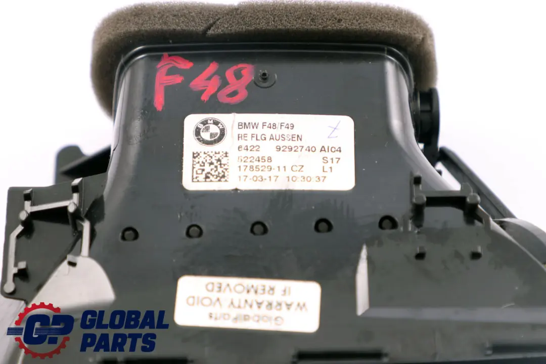 Kratka Nawiewu Prawa do BMW X1 X2 F39 F48 o numerze 9292740 BMW X1 X2 F39 F48 Kratka Nawiewu Prawa - SKU 9292740 - Numer Części 9292740