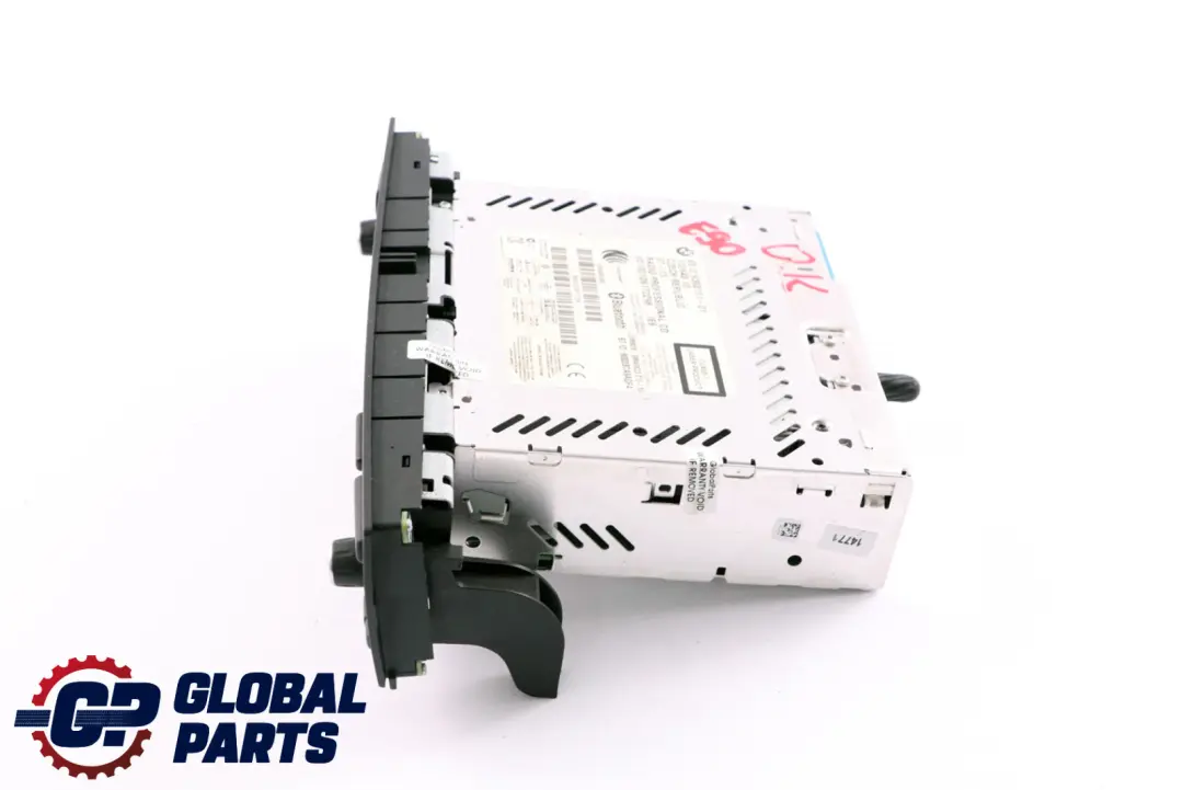 BMW 1 3 er E81 E87 E90 E91 E92 LCI Radio CD Professional - SKU 9302151 - Teilenummer 9258170
