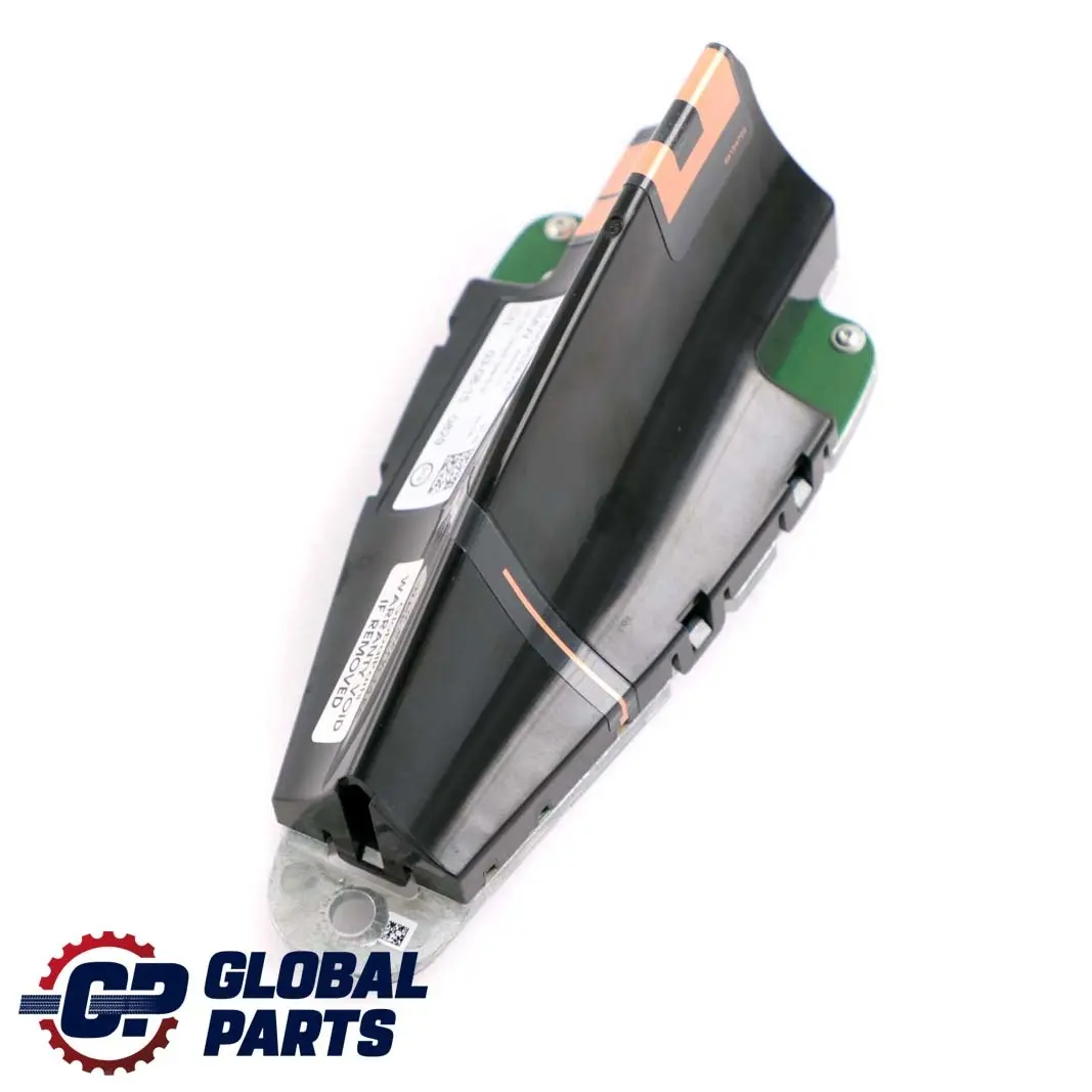 Antenna a tetto squalo antenna 9303034 per BMW F30 LCI F32 G30 G11 con numero di parte 9303035 BMW F30 LCI F32 G30 G11 Antenna a tetto squalo antenna 9303034 - SKU 9303035 - Numero di parte 9303035