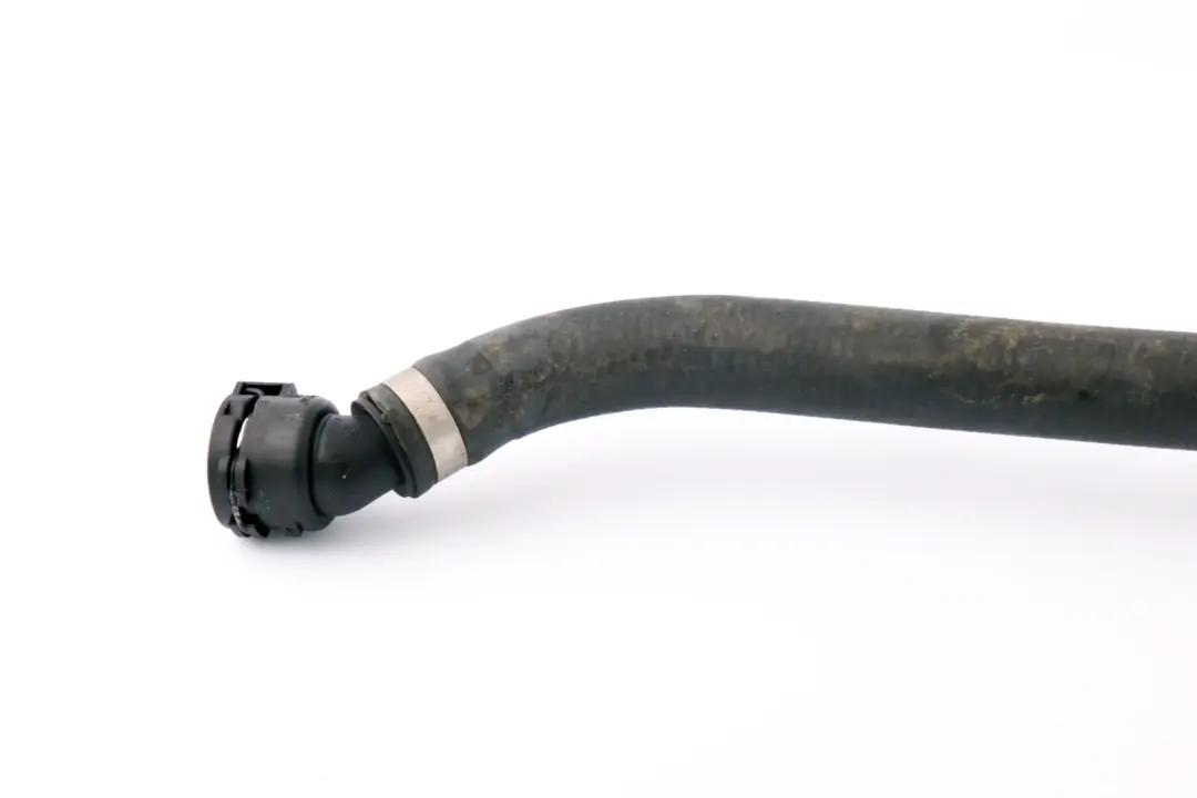 Tubo di alimentazione liquido raffreddamento del motore per BMW F80 M3 con numero di parte 9307240 BMW F80 M3 Tubo di alimentazione liquido raffreddamento del motore - SKU 9307240 - Numero di parte 9307240