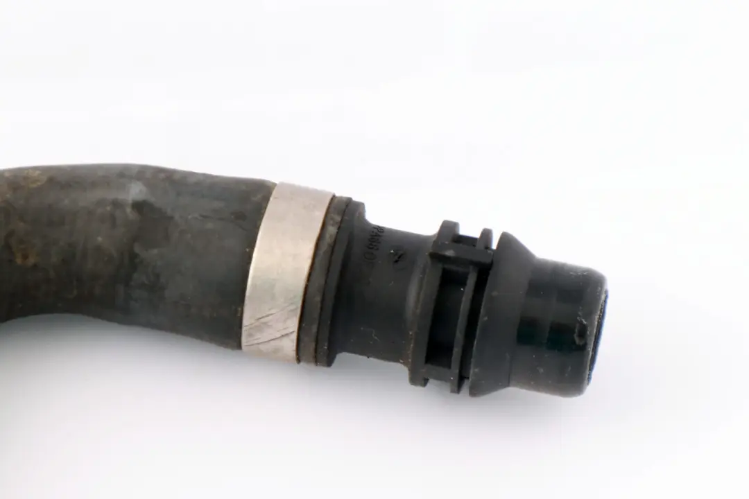 Manguera del tubo suministro refrigerante del motor para BMW F80 M3 F83 M4 con número de pieza 9307240 BMW F80 M3 F83 M4 Manguera del tubo suministro refrigerante del motor - SKU 9307240 - Número de pieza 9307240