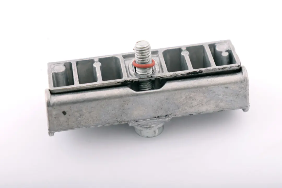 Batterie Rail de Serrage Montage Support pour Mini Cooper F54 F55 F56 F57 F60 à propos du numéro de pièce 9312294 Mini Cooper F54 F55 F56 F57 F60 Batterie Rail de Serrage Montage Support - SKU 9312294 - Numéro de pièce 9312294