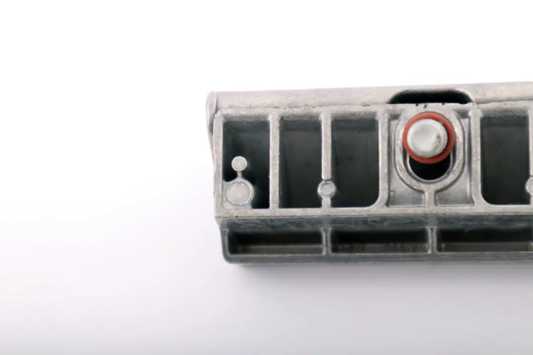 Battery Clamping Clam Rail to BMW Mini F54 F55 F56 F57 F60 with Part number 9312294 BMW Mini F54 F55 F56 F57 F60 Battery Clamping Clam Rail - SKU 9312294 - Part number 9312294