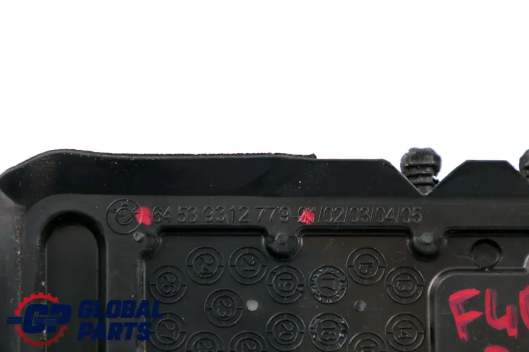 Dichtung Motorraum rechts für BMW F40 Mini F54 F60 mit Teilenummer 9312779 BMW F40 Mini F54 F60 Dichtung Motorraum rechts - SKU 9312779 - Teilenummer 9312779