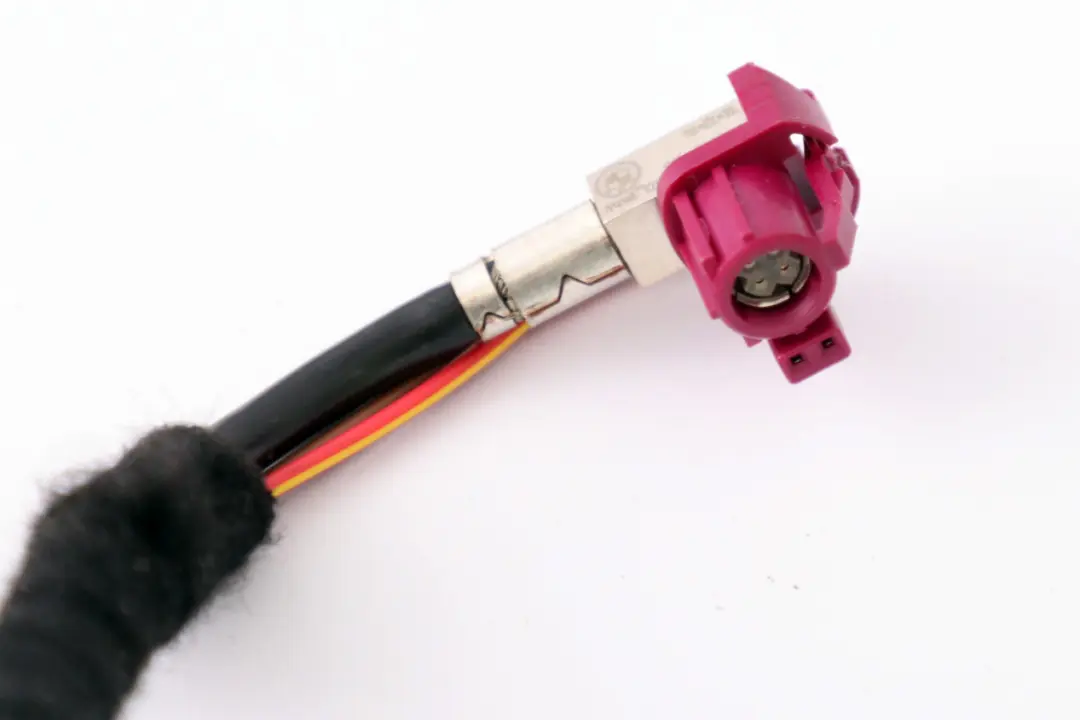 HSD Kabel Leitung HU - CID für Mini Cooper F54 F55 F56 F60 mit Teilenummer 9314634 Mini Cooper F54 F55 F56 F60 HSD Kabel Leitung HU - CID - SKU 9314634 - Teilenummer 9314634