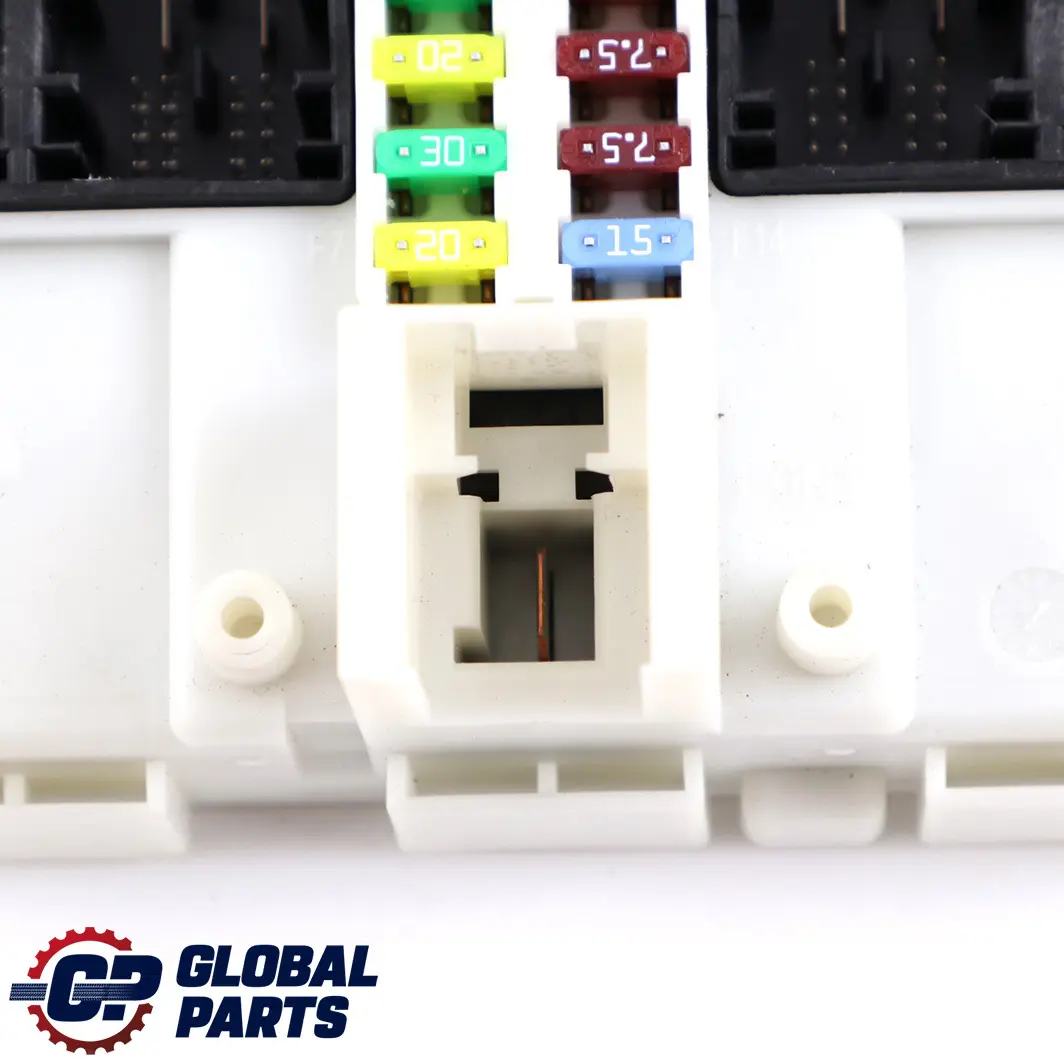 Modulo Unidad De Control FEM para BMW F20 F21 F22 F30 F31 F32 F36 con número de pieza 9315685 BMW F20 F21 F22 F30 F31 F32 F36 Modulo Unidad De Control FEM - SKU 9315685 - Número de pieza 9315685