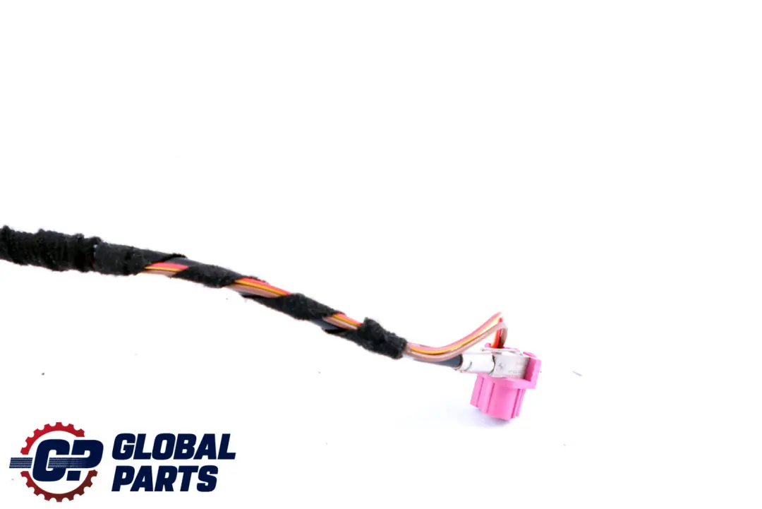 Navigation Connecting Cable BMW F20 F22 LCI F30 Line CID/HU-H L=430mm to with Part number 9321939 Navigation Connecting Cable BMW F20 F22 LCI F30 Line CID/HU-H L=430mm - SKU 9321939 - Part number 9321939