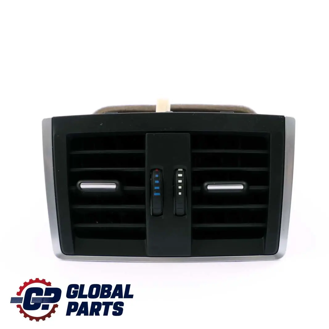 Kratka Nawiewu Tylna Tył do BMW F30 F31 F80 M3 F82 M4 LCI o numerze 9333675 BMW F30 F31 F80 M3 F82 M4 LCI Kratka Nawiewu Tylna Tył - SKU 9333675 - Numer Części 9333675