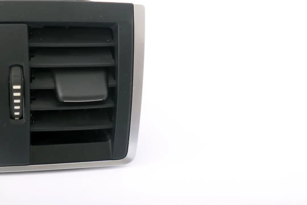 Kühlergrill hinten 6422 für BMW F30 F31 F80 M3 F82 M4 LCI mit Teilenummer 9333675 BMW F30 F31 F80 M3 F82 M4 LCI Kühlergrill hinten 6422 - SKU 9333675 - Teilenummer 9333675