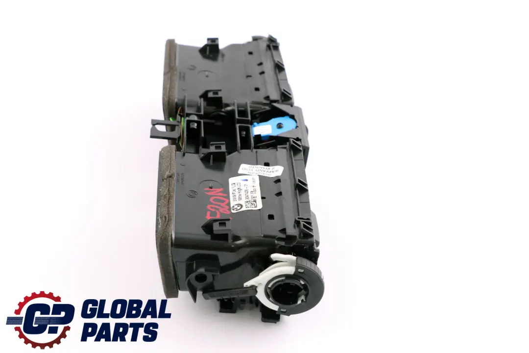 Griglia Centro Nero 6422 per BMW F20 F30 LCI con numero di parte 9347436 BMW F20 F30 LCI Griglia Centro Nero 6422 - SKU 9347436 - Numero di parte 9347436