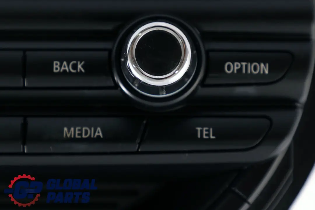 Radio CD Bluetooth DAB Alpine für Mini Cooper R55 R56 mit Teilenummer 9350008 Mini Cooper R55 R56 Radio CD Bluetooth DAB Alpine - SKU 9350008 - Teilenummer 9350008