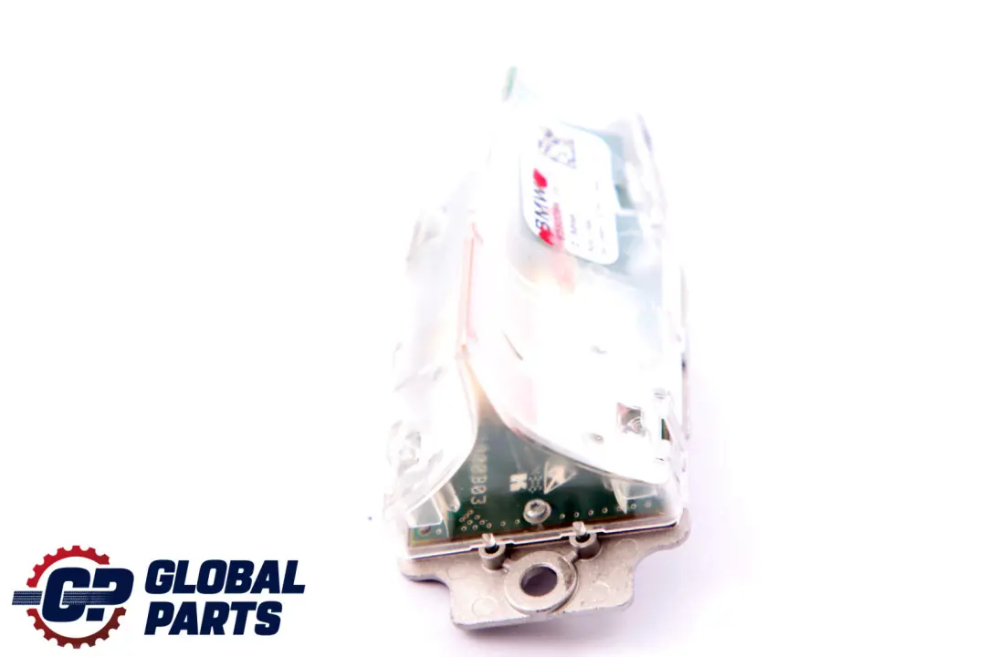 Antenna Tetto Squalo Antenna per BMW F20 F21 F31 LCI con numero di parte 9350089 BMW F20 F21 F31 LCI Antenna Tetto Squalo Antenna - SKU 9350089 - Numero di parte 9350089