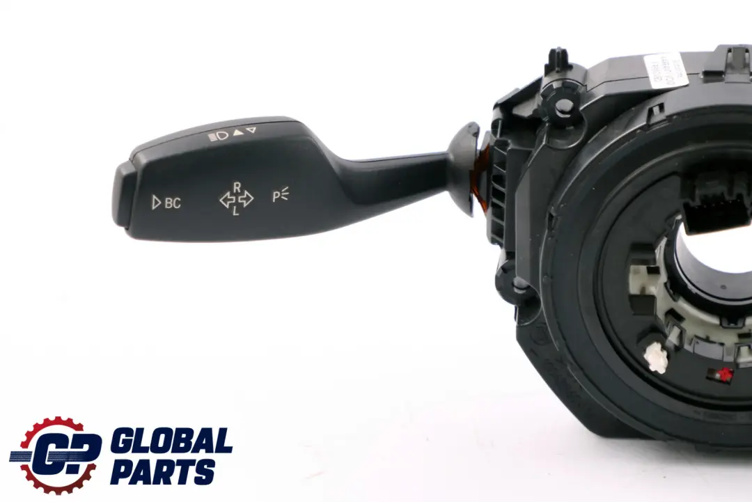 Przełącznik Manetki Taśma do BMW F22 F23 F30 o numerze 9351140 BMW F22 F23 F30 Przełącznik Manetki Taśma - SKU 9351140 - Numer Części 9351140