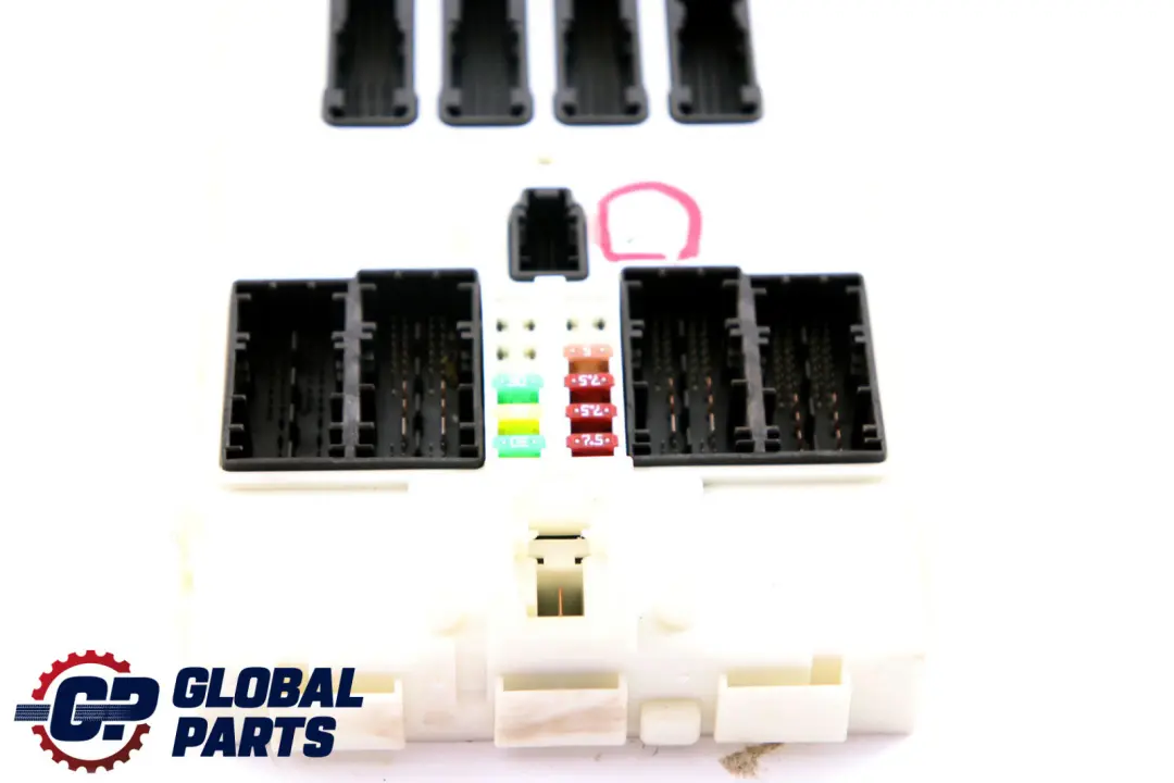 Module Control Unit FEM to BMW 1 2 3 4 Series F20 F21 F22 F30 F31 F32 F36 with Part number 9352859 BMW 1 2 3 4 Series F20 F21 F22 F30 F31 F32 F36 Module Control Unit FEM - SKU 9352859 - Part number 9352859