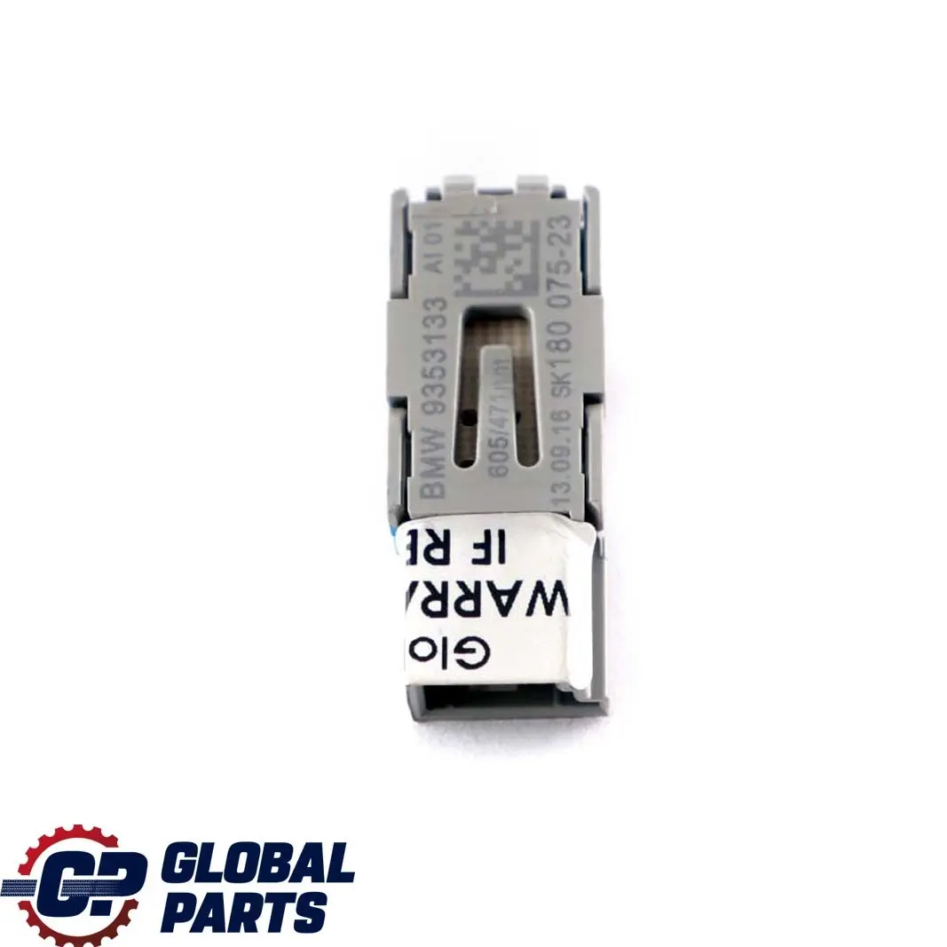 LED Light Lamp Socket Interior Unit to BMW 3 4 5 F10 F30 F32 F36 with Part number 9353133 BMW 3 4 5 F10 F30 F32 F36 LED Light Lamp Socket Interior Unit - SKU 9353133 - Part number 9353133