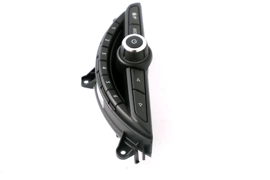 Unita Controllo Audio Apertura Nero per Mini Cooper One F54 F55 F56 con numero di parte 9354505 Mini Cooper One F54 F55 F56 Unita Controllo Audio Apertura Nero - SKU 9354505 - Numero di parte 9354505