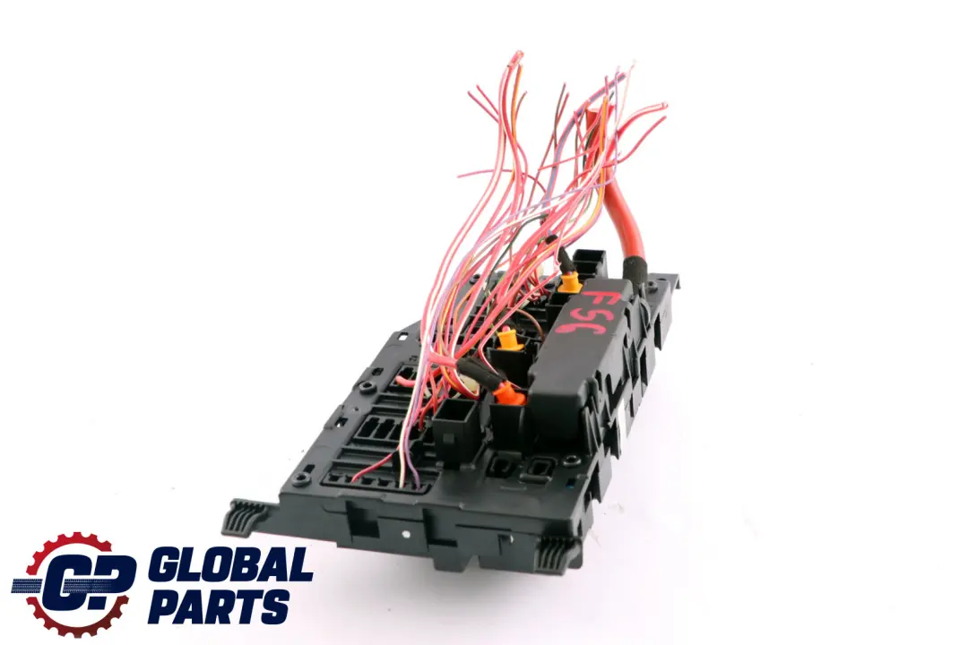 Caja Fusibles Distribucion Electrica Trasera para Mini F54 F55 F56 F57 con número de pieza 9360501 Mini F54 F55 F56 F57 Caja Fusibles Distribucion Electrica Trasera - SKU 9360501 - Número de pieza 9360501