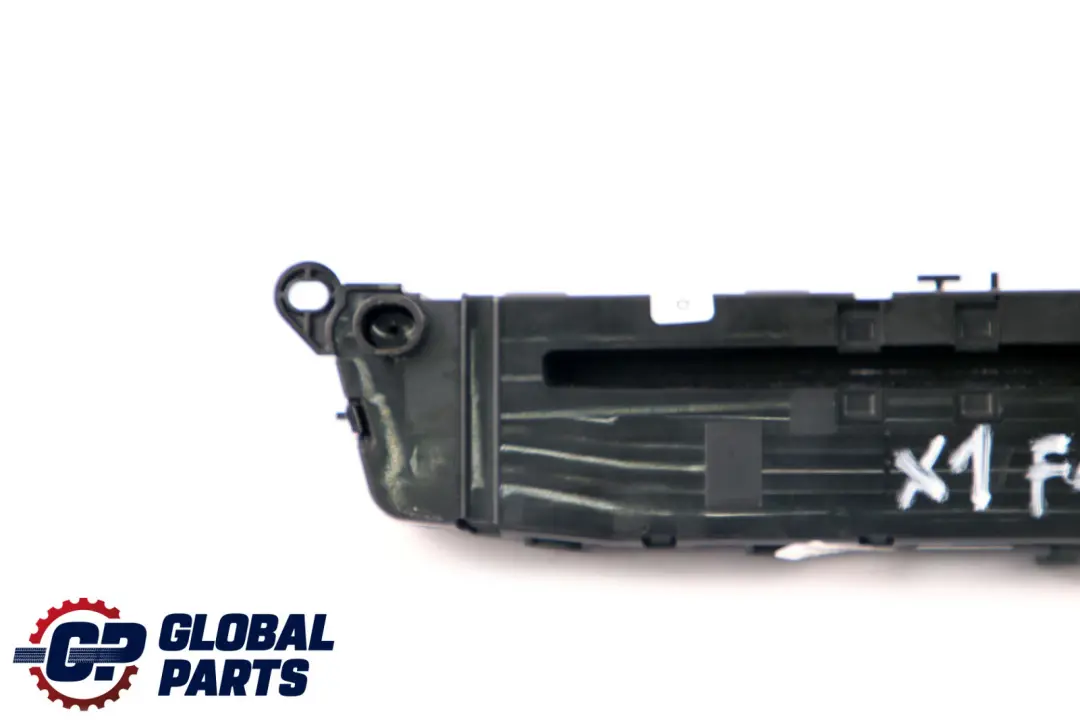 Unité de contrôle Panneau de contrôle du CD audio pour BMW X1 X2 F39 F48 à propos du numéro de pièce 9371455 BMW X1 X2 F39 F48 Unité de contrôle Panneau de contrôle du CD audio - SKU 9371455 - Numéro de pièce 9371455