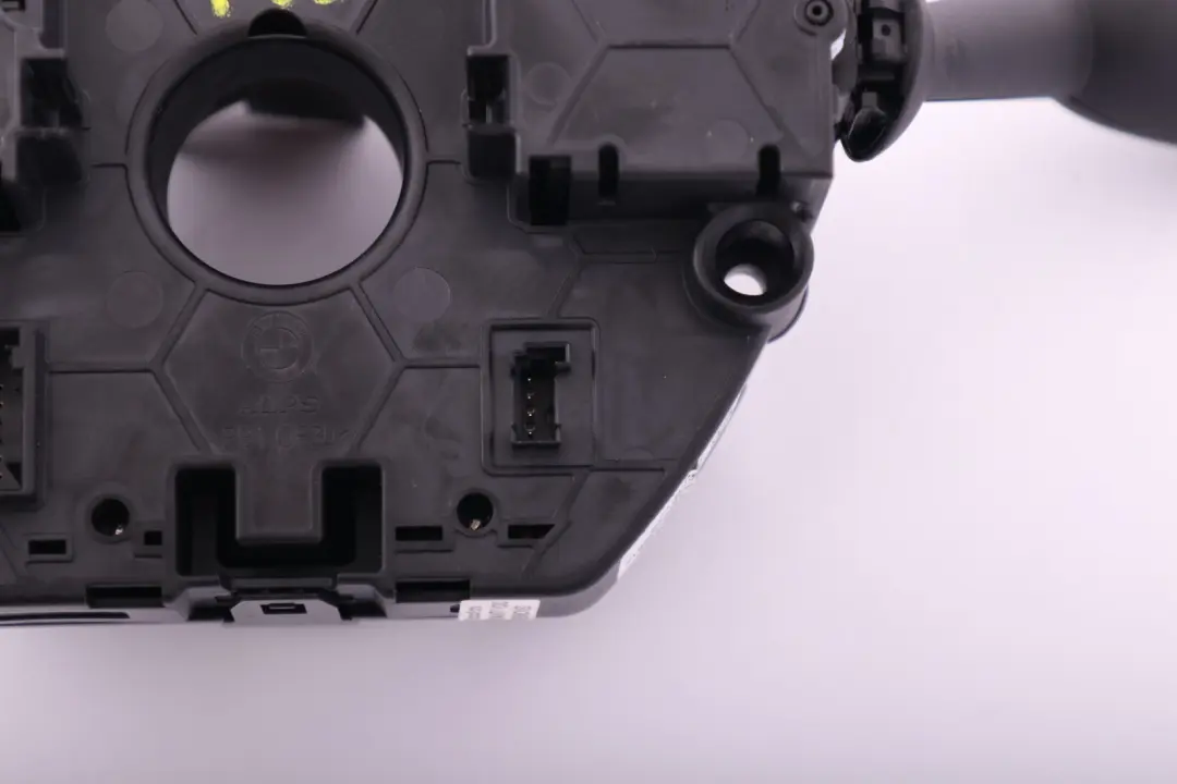 Interruttore Piantone Sterzo Gruppo Tergicristallo per Mini Cooper F55 F56 con numero di parte 9374320 Mini Cooper F55 F56 Interruttore Piantone Sterzo Gruppo Tergicristallo - SKU 9374320 - Numero di parte 9374320