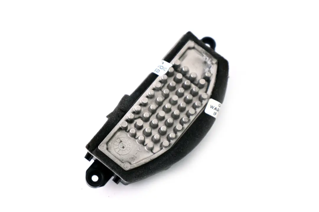 Unità Regolatore Resistenza Ventola Riscaldamento per Mini F55 F56 F57 con numero di parte 9377854 Mini F55 F56 F57 Unità Regolatore Resistenza Ventola Riscaldamento - SKU 9377854 - Numero di parte 9377854