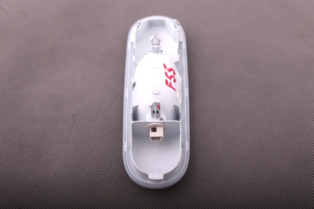 Oświetlenie Wnętrza Tylne Lampka do Mini F55 o numerze 9382257 Mini F55 Oświetlenie Wnętrza Tylne Lampka - SKU 9382257 - Numer Części 9382257