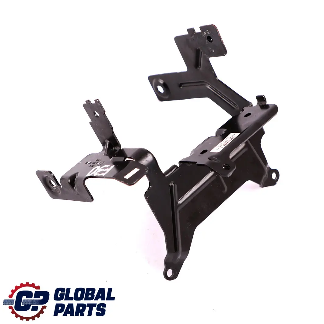 Soporte de la unidad electrónica de alto voltaje para BMW F30 LCI 330e Hybrid con número de pieza 9382401 BMW F30 LCI 330e Hybrid Soporte de la unidad electrónica de alto voltaje - SKU 9382401 - Número de pieza 9382401