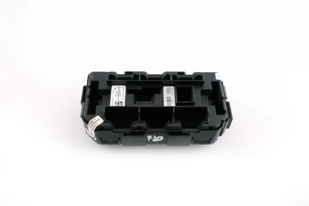  Scatola Fusibili BMW F20 F21 F30 F31 F34 Distribuzione Potenza Anteriore - SKU 9389068 - Numero di parte 9389068