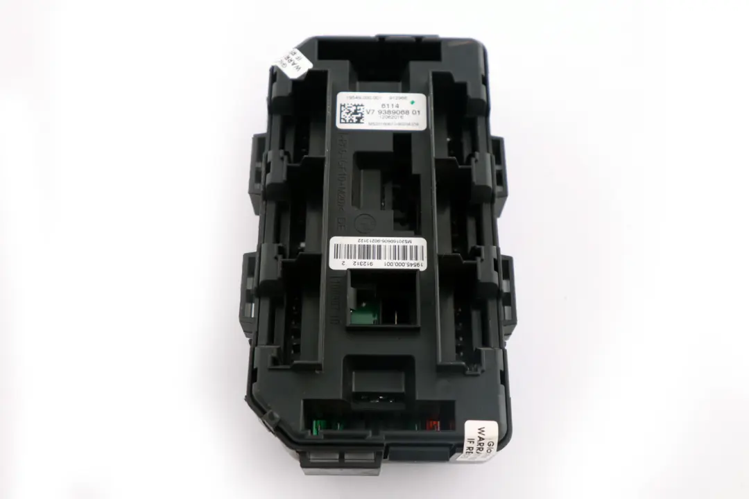Caja De Fusibles BMW F20 F21 F30 F31 F34 Distribución Energía Delantera para con número de pieza 9389068 Caja De Fusibles BMW F20 F21 F30 F31 F34 Distribución Energía Delantera - SKU 9389068 - Número de pieza 9389068