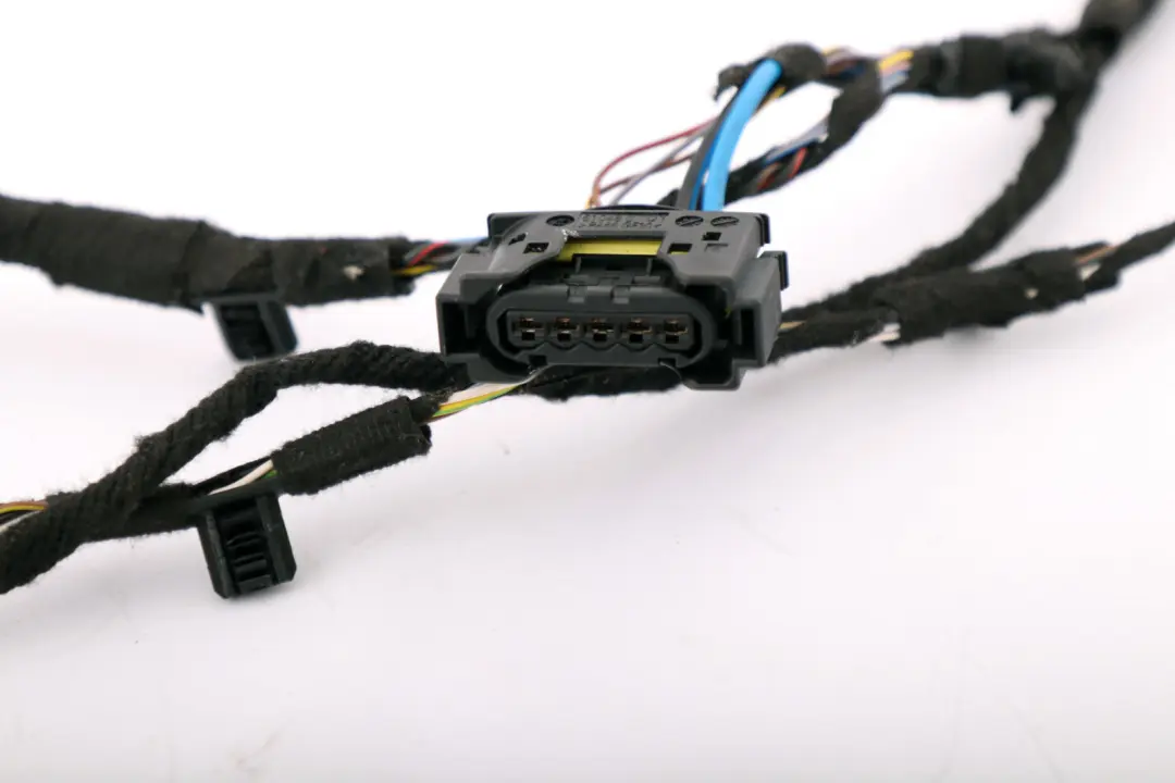 Front Left Door N/S Wiring Loom Harness Cables to Mini F55 with Part number 9389246 Mini F55 Front Left Door N/S Wiring Loom Harness Cables - SKU 9389246 - Part number 9389246