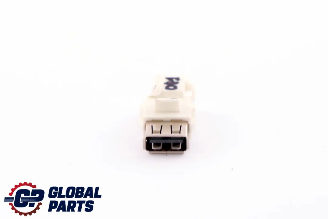 BMW Serie 3 4 F31 F32 F80 M3 F82 M4 LCI Adaptador Cargador USB Toma - SKU 9390501 - Número de pieza 9390501