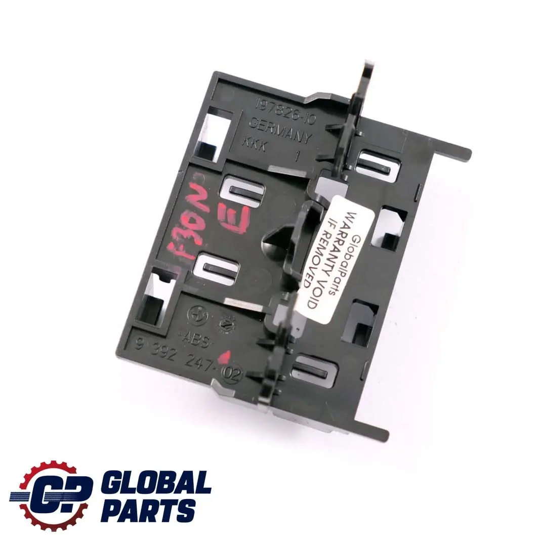 iDrive TBX Steuergerät Modul Halter für BMW 2 4 F22 F23 F82 F83 M4 mit Teilenummer 9392247 BMW 2 4 F22 F23 F82 F83 M4 iDrive TBX Steuergerät Modul Halter - SKU 9392247 - Teilenummer 9392247