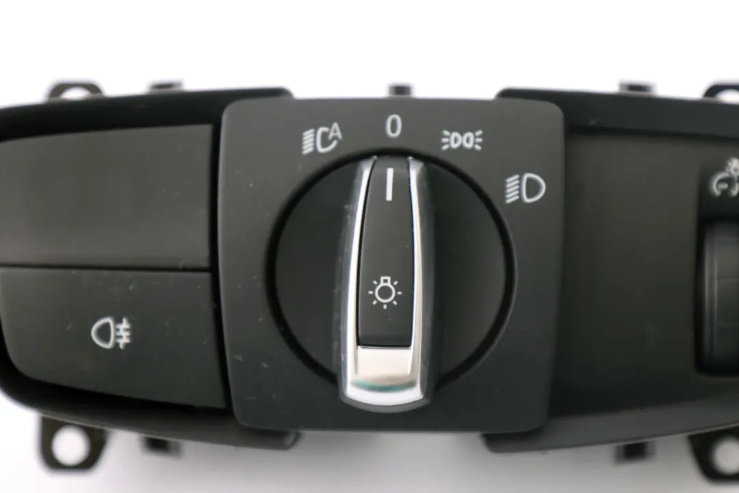 Panel De Interruptores De Los Faros BMW F20 F22 F30 Botón De Luz para con número de pieza 9393943 Panel De Interruptores De Los Faros BMW F20 F22 F30 Botón De Luz - SKU 9393943 - Número de pieza 9393943