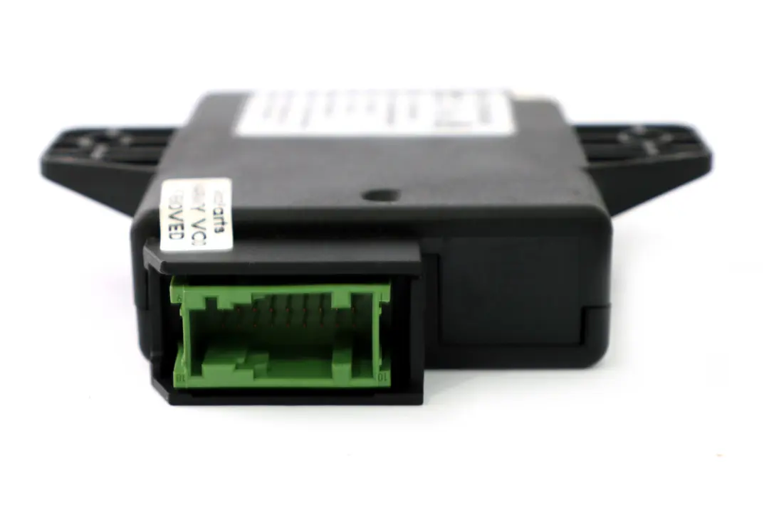 Telematics Control Unit Module 8410 to Mini F54 F55 F56 F57 F60 with Part number 9399466 Mini F54 F55 F56 F57 F60 Telematics Control Unit Module 8410 - SKU 9399466 - Part number 9399466