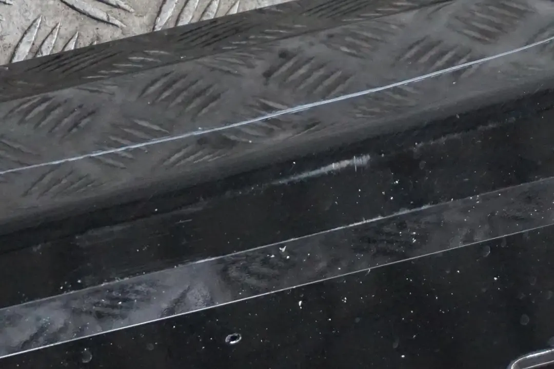 Bas de Porte Seuil Droite Noir 2 - 668 pour BMW 1 2 Serie F40 F44 à propos du numéro de pièce 9464568 BMW 1 2 Serie F40 F44 Bas de Porte Seuil Droite Noir 2 - 668 - SKU 9464568-SCH - Numéro de pièce 9464568