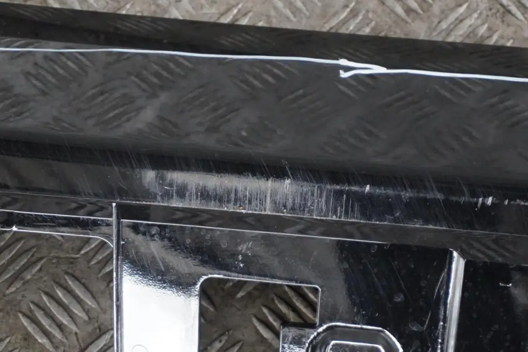 Reihe F40 F44 Schwellerleiste Schweller Rechts Schwarz 2 - 668 für BMW 1 2 mit Teilenummer 9464568 BMW 1 2 Reihe F40 F44 Schwellerleiste Schweller Rechts Schwarz 2 - 668 - SKU 9464568-SCH - Teilenummer 9464568