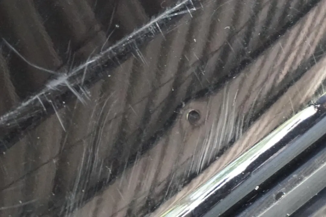 BMW F40 Zderzak tył pdc schwarz II Sport Line - SKU 9464572-SCH - Numer Części 9464572