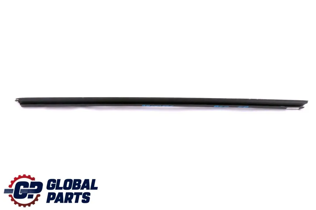 Interior Delantero Derecho Tapa Canal Ventana para Mini Countryman R60 con número de pieza 9800546 Mini Countryman R60 Interior Delantero Derecho Tapa Canal Ventana - SKU 9800546 - Número de pieza 9800546