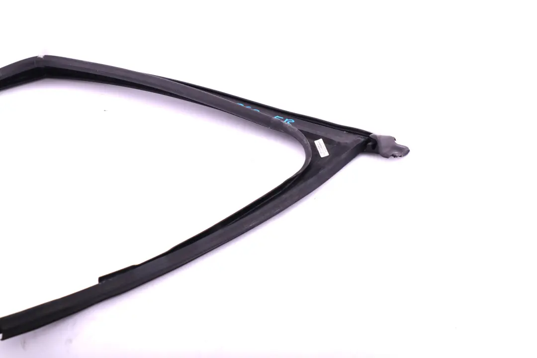 Mini Countryman R60 Delantero Derecho Puerta Ventana Guia Embellecedor - SKU 9800548 - Número de pieza 9800548