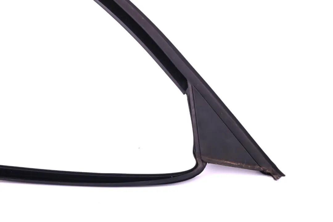 Delantero Derecho Puerta Ventana Guia Embellecedor para Mini Countryman R60 con número de pieza 9800548 Mini Countryman R60 Delantero Derecho Puerta Ventana Guia Embellecedor - SKU 9800548 - Número de pieza 9800548