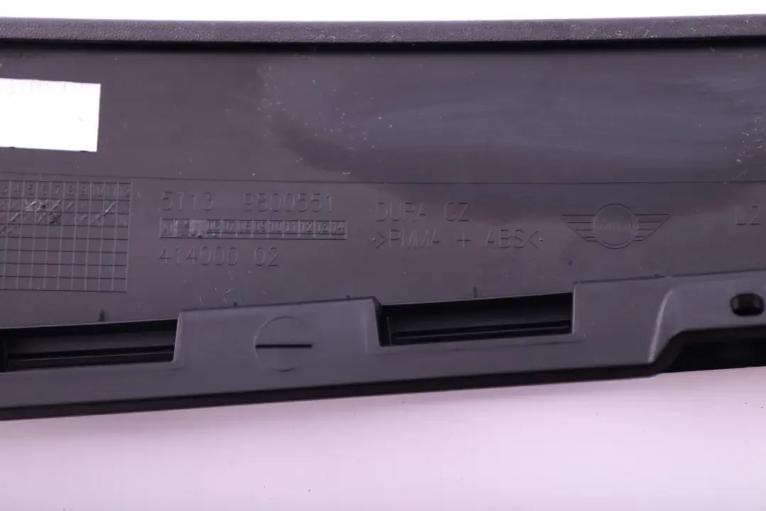 Tapa Columna B Puerta Delantera Izquierda para Mini Cooper R60 Countryman con número de pieza 9800551 Mini Cooper R60 Countryman Tapa Columna B Puerta Delantera Izquierda - SKU 9800551 - Número de pieza 9800551