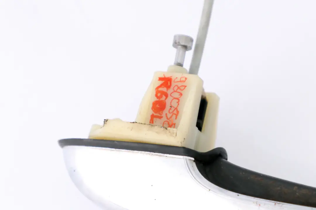 Maniglia Porta Esterna Esterno Davanti SX Cromo per Mini R60 R61 con numero di parte 9800558 Mini R60 R61 Maniglia Porta Esterna Esterno Davanti SX Cromo - SKU 9800558 - Numero di parte 9800558