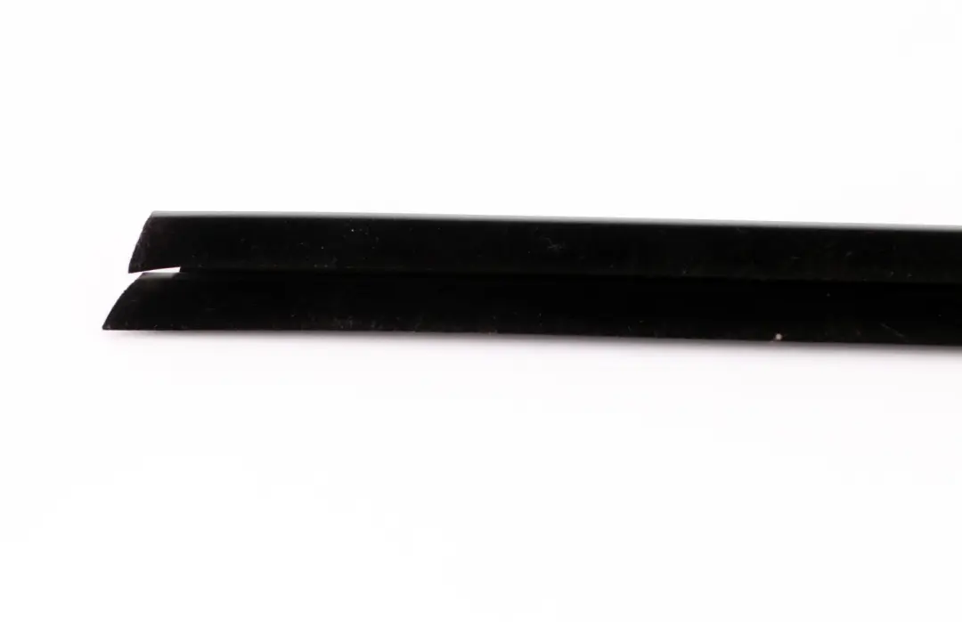 Mini Countryman R60 Porte Plaque D'egout Interieur Arriere Gauche - SKU 9800609 - Numéro de pièce 9800609