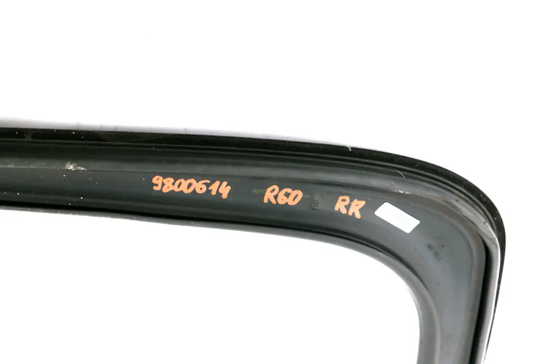 Compatriote Joint Guidage de Fenetre Porte Arriere Droit pour Mini Cooper R60 à propos du numéro de pièce 9800614 Mini Cooper R60 Compatriote Joint Guidage de Fenetre Porte Arriere Droit - SKU 9800614 - Numéro de pièce 9800614