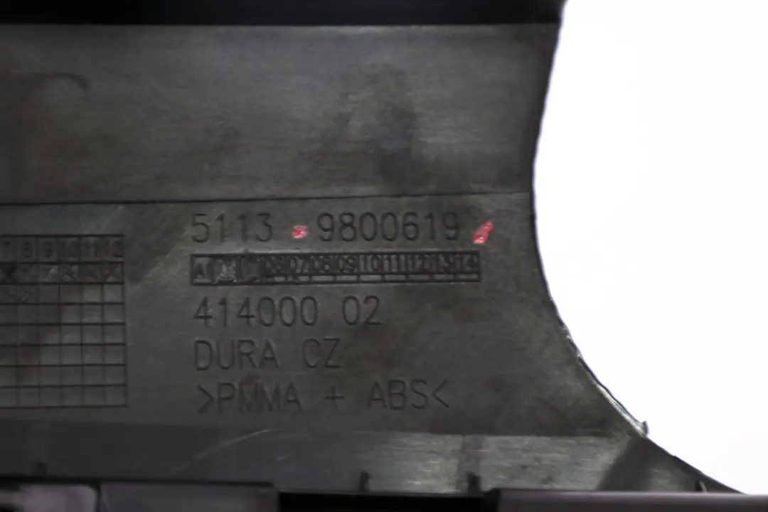 Osłona słupka lewa lewy tył do MINI Countryman R60 o numerze 9800619 MINI Countryman R60 Osłona słupka lewa lewy tył - SKU 9800619 - Numer Części 9800619