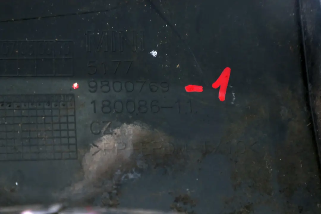 Osłona Nadkola Tylna Lewa do Mini Countryman R60 o numerze 9800769 Mini Countryman R60 Osłona Nadkola Tylna Lewa - SKU 9800769-1 - Numer Części 9800769