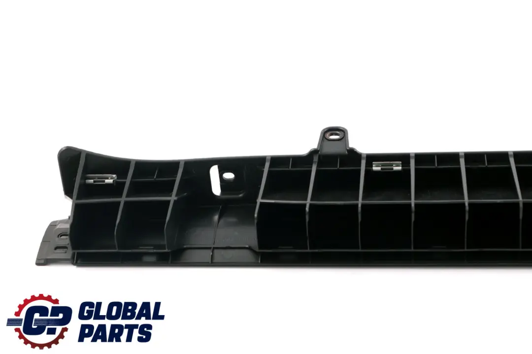 Staffa Protezione Pannello Centrale Bagagliaio Nera per Mini R60 Countryman con numero di parte 9801206 Mini R60 Countryman Staffa Protezione Pannello Centrale Bagagliaio Nera - SKU 9801206 - Numero di parte 9801206