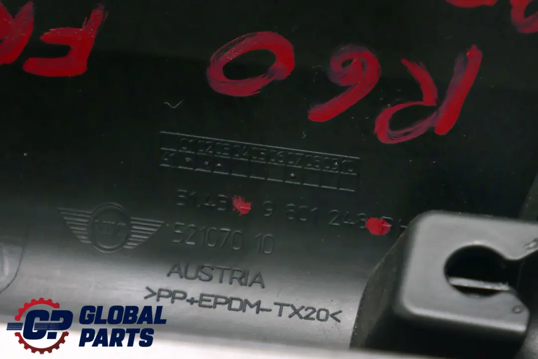 Couverture Colonne-A Droite Charbon Noir pour Mini Countryman R60 à propos du numéro de pièce 9801254 Mini Countryman R60 Couverture Colonne-A Droite Charbon Noir - SKU 9801254 - Numéro de pièce 9801254