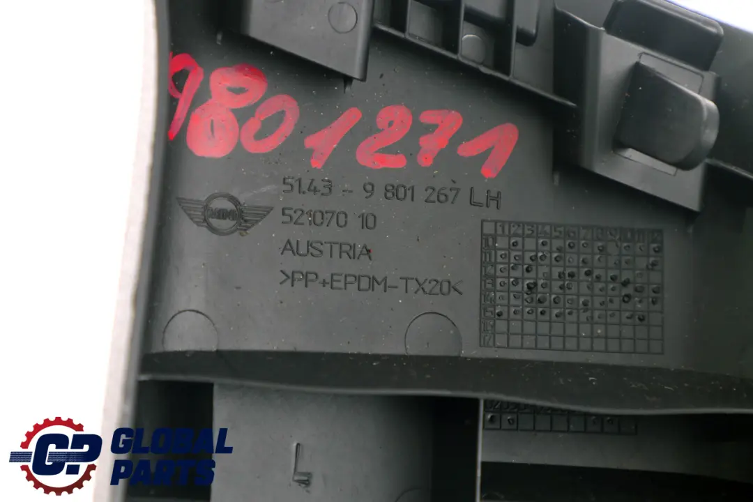 Osłona Obudowa Słupka Lewa do MINI Countryman R60 o numerze 9801271 MINI Countryman R60 Osłona Obudowa Słupka Lewa - SKU 9801271 - Numer Części 9801271