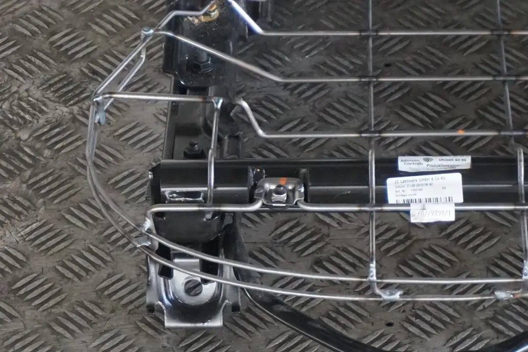 Right Seat O/S Backrest Frame Mechanism to BMW Mini Countryman R60 Rear with Part number 9801304 BMW Mini Countryman R60 Rear Right Seat O/S Backrest Frame Mechanism - SKU 9801304 - Part number 9801304